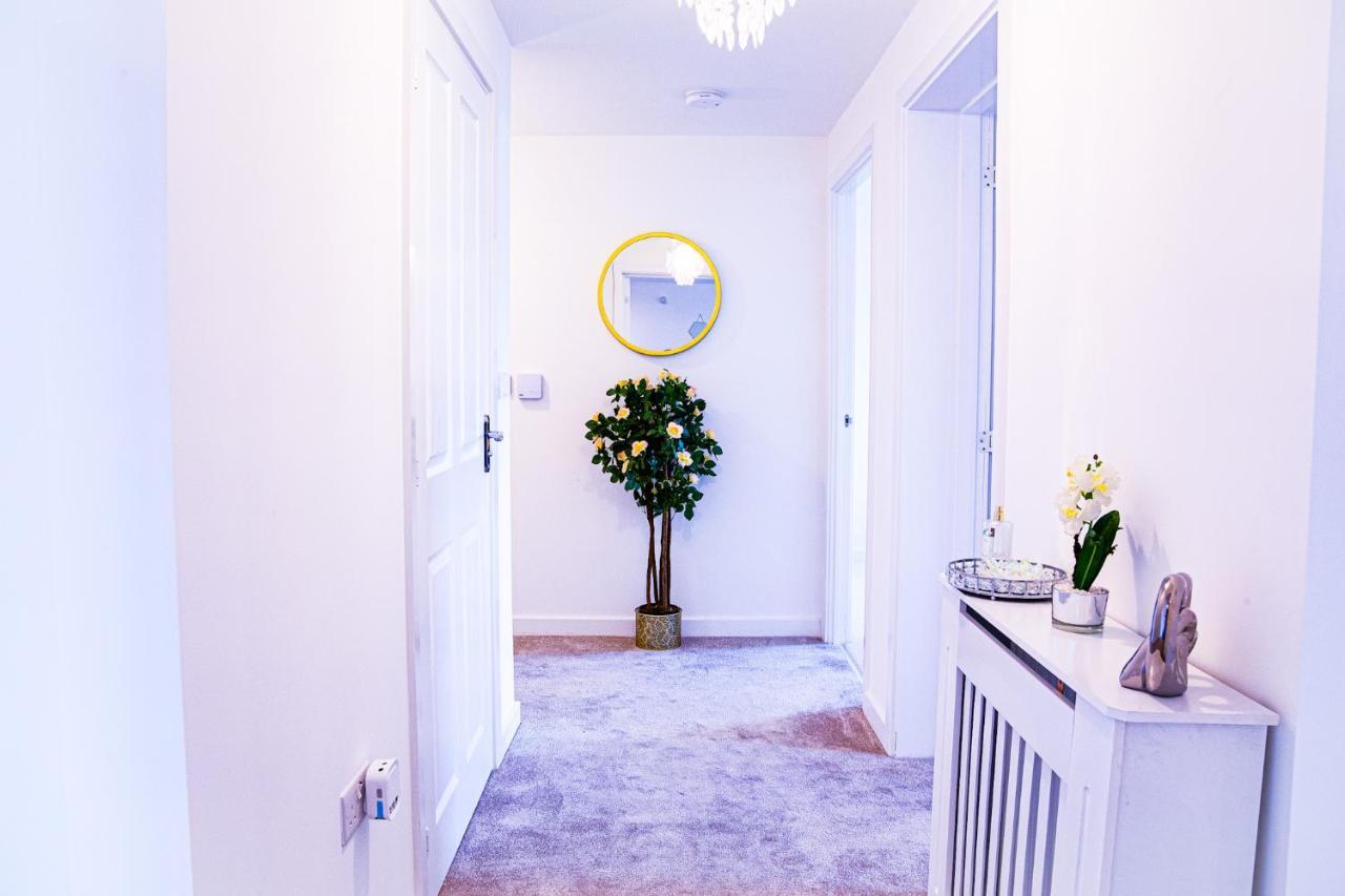 A Luxury 2 Bedroom With 2 Free Parking *